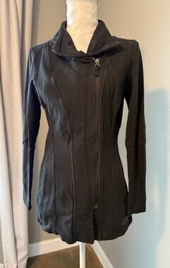 The North Face Wrap-Ture Asymmetric Full Zip Tunic Jacket Black Small